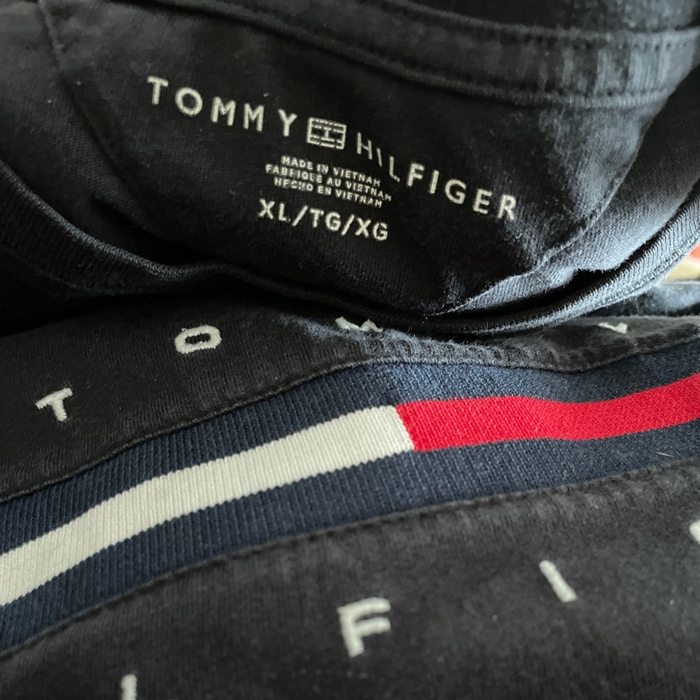 Oversized Vintage TOMMY HILFIGER XL black - baggy look